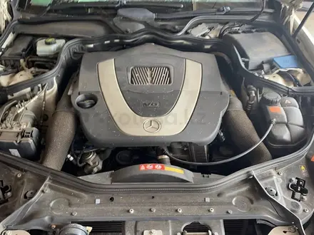 Решетка радиатора Brabus Mercedes-Benz CLS-Class W219 за 120 000 тг. в Шымкент – фото 8