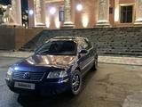 Volkswagen Passat 2004 годаfor1 800 000 тг. в Усть-Каменогорск – фото 4