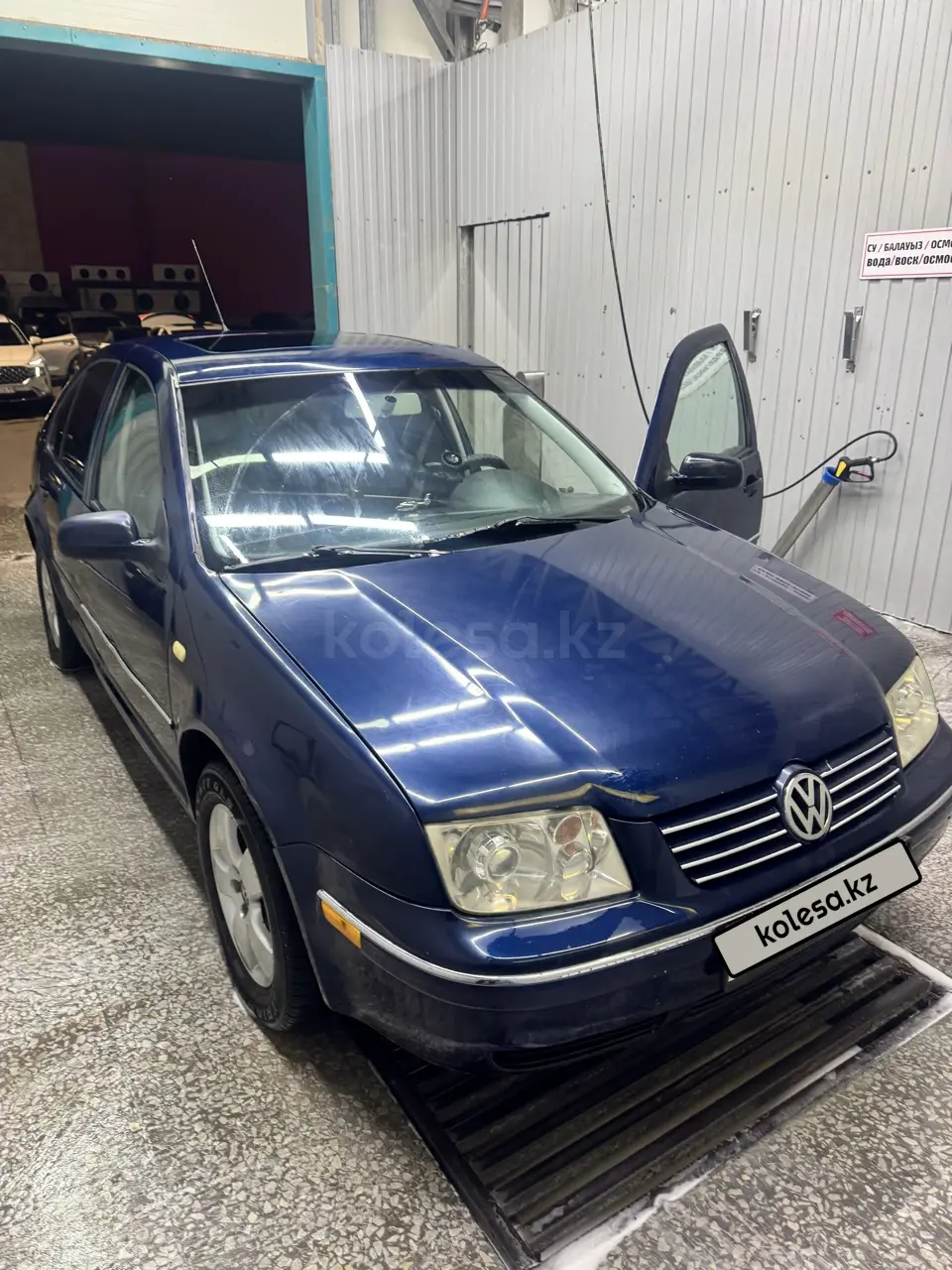 Volkswagen Jetta, 2004