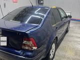 Volkswagen Jetta 2004 года за 1 800 000 тг. в Астана – фото 4