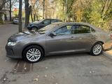 Toyota Camry 2015 годаfor10 500 000 тг. в Алматы