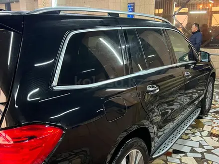 Mercedes-Benz GL 400 2015 года за 17 500 000 тг. в Алматы – фото 4