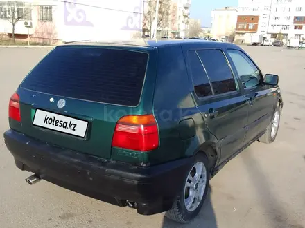 Volkswagen Golf 1995 года за 1 050 000 тг. в Алматы – фото 4