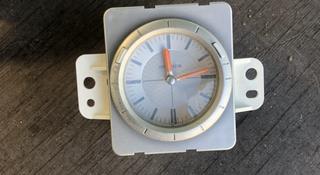 Часы на Митсубисили Оутлендер за 5 000 тг. в Караганда
