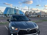 Toyota Highlander 2021 годаүшін22 500 000 тг. в Астана – фото 2