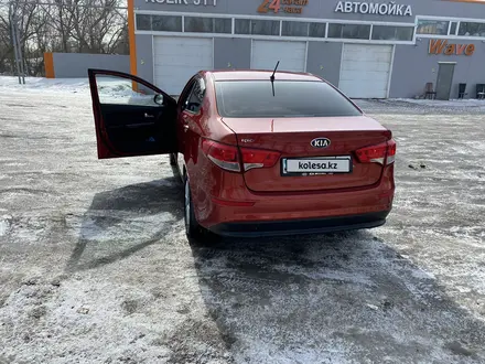 Kia Rio 2015 года за 6 100 000 тг. в Актобе – фото 5