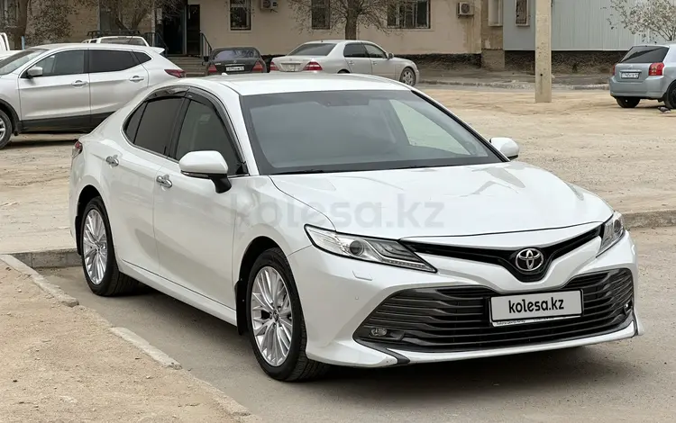 Toyota Camry 2018 года за 14 900 000 тг. в Актау