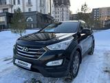 Hyundai Santa Fe 2016 года за 10 300 000 тг. в Астана