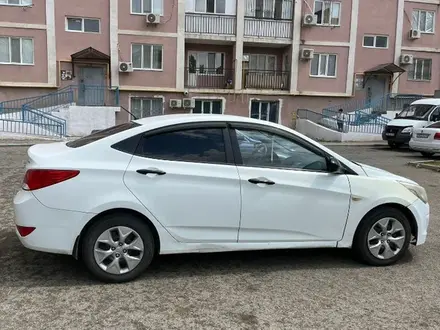 Hyundai Accent 2015 года за 2 800 000 тг. в Атырау