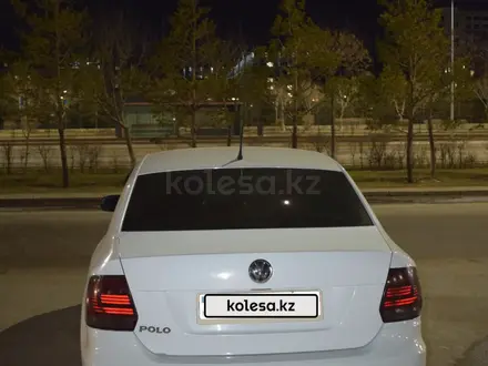 Volkswagen Polo 2015 года за 4 200 000 тг. в Астана – фото 2