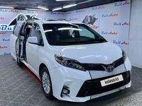 Toyota Sienna 2016 годаүшін16 500 000 тг. в Астана