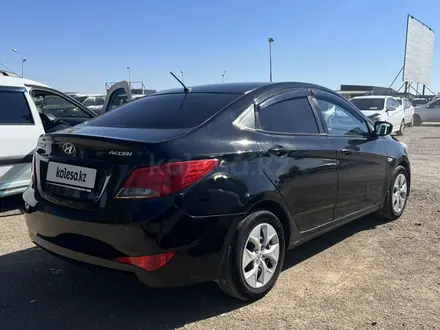 Hyundai Accent 2015 года за 4 500 000 тг. в Актобе – фото 3