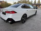 BMW 530 2025 года за 39 500 000 тг. в Алматы – фото 4