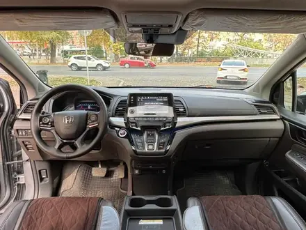 Honda Odyssey 2018 года за 13 500 000 тг. в Алматы – фото 22