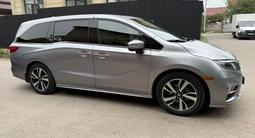 Honda Odyssey 2018 года за 13 500 000 тг. в Алматы – фото 3