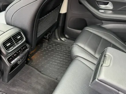 Mercedes-Benz GLS 450 2021 года за 58 700 000 тг. в Алматы – фото 32