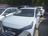 Hyundai Accent 2020 года за 5 500 000 тг. в Караганда – фото 2