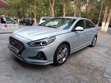 Hyundai Sonata 2019 года за 9 300 009 тг. в Тараз – фото 2