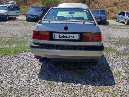 Volkswagen Vento 1992 года за 850 000 тг. в Аксукент