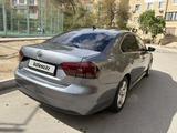 Volkswagen Passat 2013 года за 4 500 000 тг. в Актау – фото 3