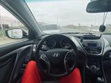 Hyundai Elantra 2013 годаүшін4 100 000 тг. в Атырау – фото 2