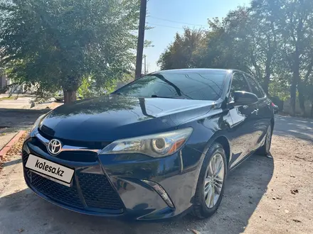 Toyota Camry 2015 года за 10 500 000 тг. в Алматы – фото 2