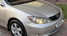 Toyota Camry 2005 года за 4 800 000 тг. в Алматы – фото 3