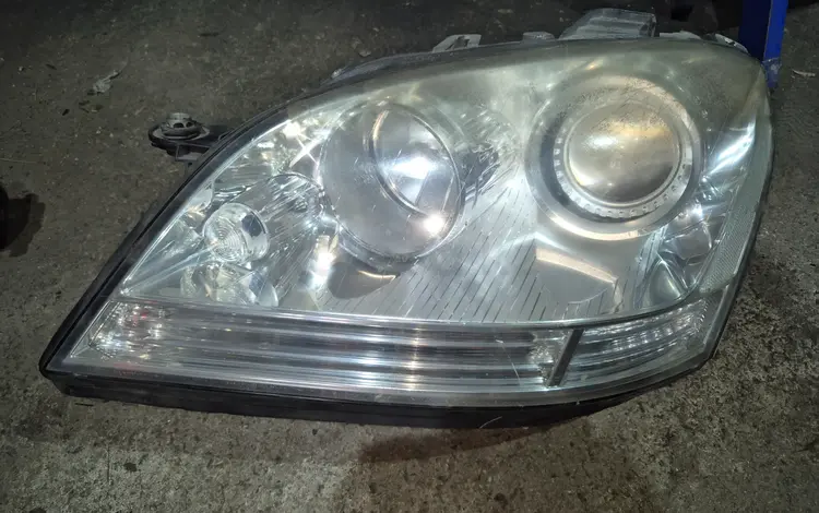 Фара Mercedes W164 ML350 ML500 за 120 000 тг. в Алматы