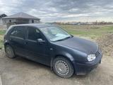 Volkswagen Golf 1999 года за 1 800 000 тг. в Семей