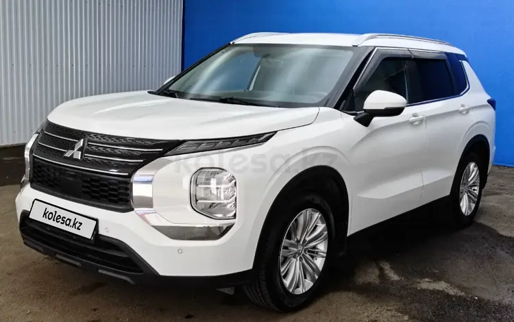 Mitsubishi Outlander 2022 года за 11 833 000 тг. в Актобе