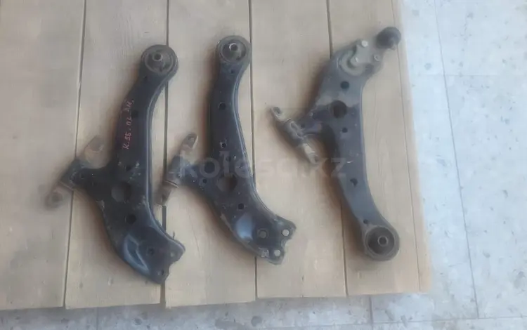 Toyota Camry 55 рычаг передний правый левый за 1 000 тг. в Алматы