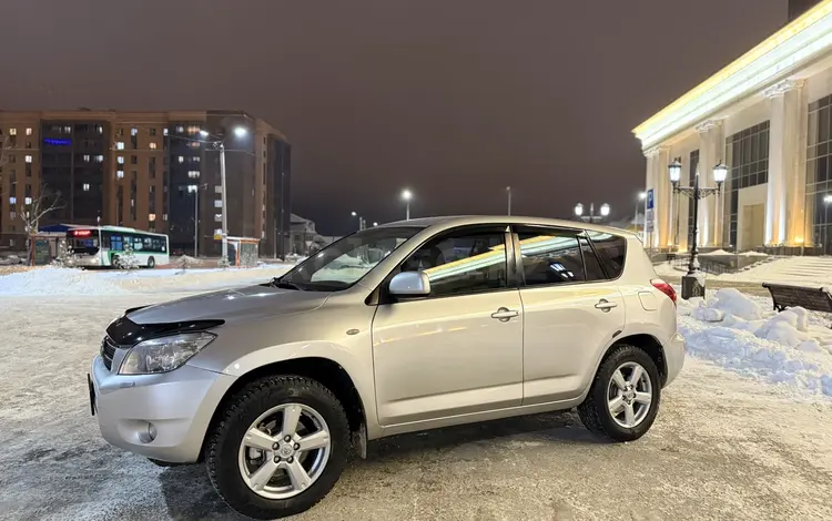 Toyota RAV4 2006 года за 6 600 000 тг. в Петропавловск