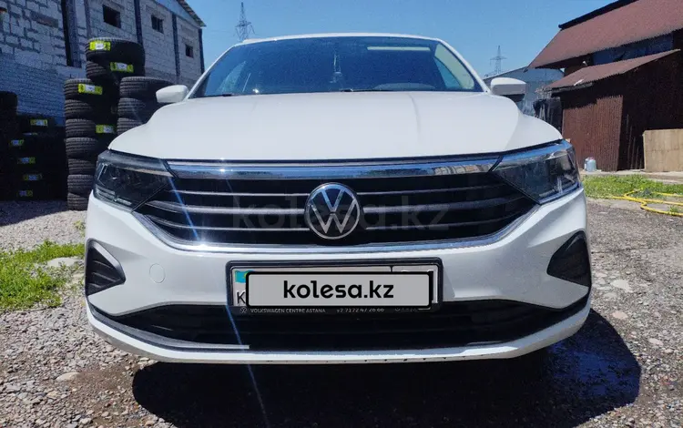Volkswagen Polo 2022 года за 7 500 000 тг. в Алматы