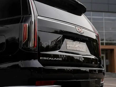 Cadillac Escalade 2023 года за 82 000 000 тг. в Алматы – фото 7
