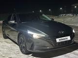 Hyundai Elantra 2022 годаfor10 800 000 тг. в Астана