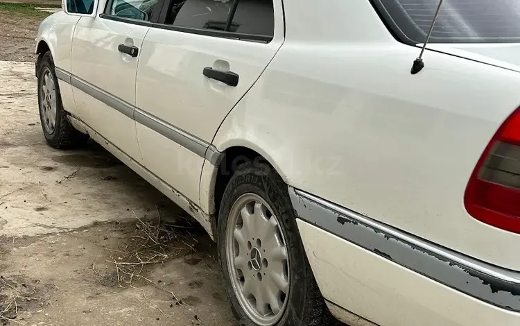 Mercedes-Benz C 220 1994 года за 2 000 000 тг. в Шымкент