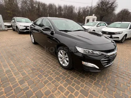 Chevrolet Malibu 2022 года за 14 500 000 тг. в Алматы – фото 3