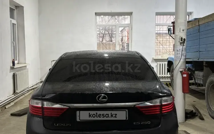 Lexus ES 250 2015 года за 8 500 000 тг. в Атырау