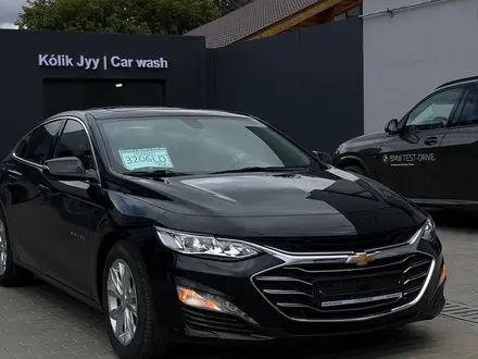 Chevrolet Malibu 2020 года за 13 000 000 тг. в Уральск – фото 2