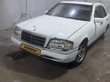 Mercedes-Benz C 180 1995 годаүшін1 300 000 тг. в Сатпаев – фото 4