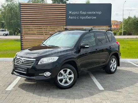 Toyota RAV4 2011 года за 8 250 000 тг. в Кокшетау