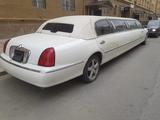 Lincoln Town Car 2001 года за 1 500 000 тг. в Актау