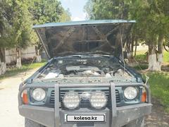 Nissan Patrol 1992 годаfor7 000 000 тг. в Алматы