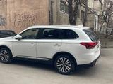 Mitsubishi Outlander 2020 года за 12 500 000 тг. в Алматы – фото 2