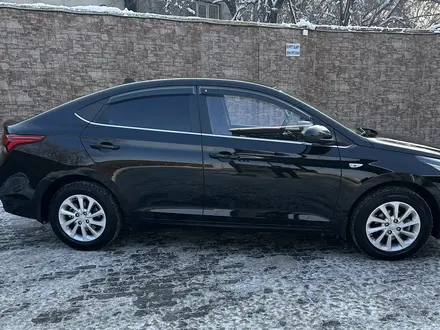 Hyundai Accent 2019 года за 8 200 000 тг. в Алматы – фото 4