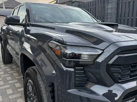 Toyota Tacoma 2024 года за 37 000 000 тг. в Алматы – фото 2