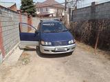 Toyota Ipsum 1997 года за 3 100 000 тг. в Алматы