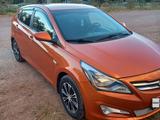 Hyundai Solaris 2015 года за 3 000 000 тг. в Уральск – фото 2