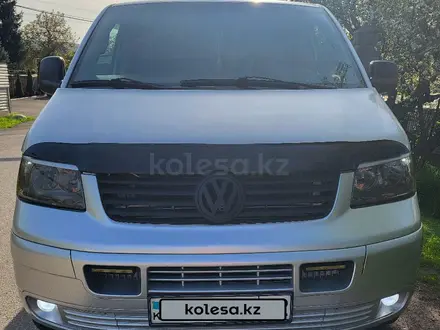 Volkswagen Caravelle 2005 года за 7 800 000 тг. в Алматы – фото 3