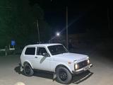 ВАЗ (Lada) Lada 2121 2013 годаүшін1 100 000 тг. в Атырау